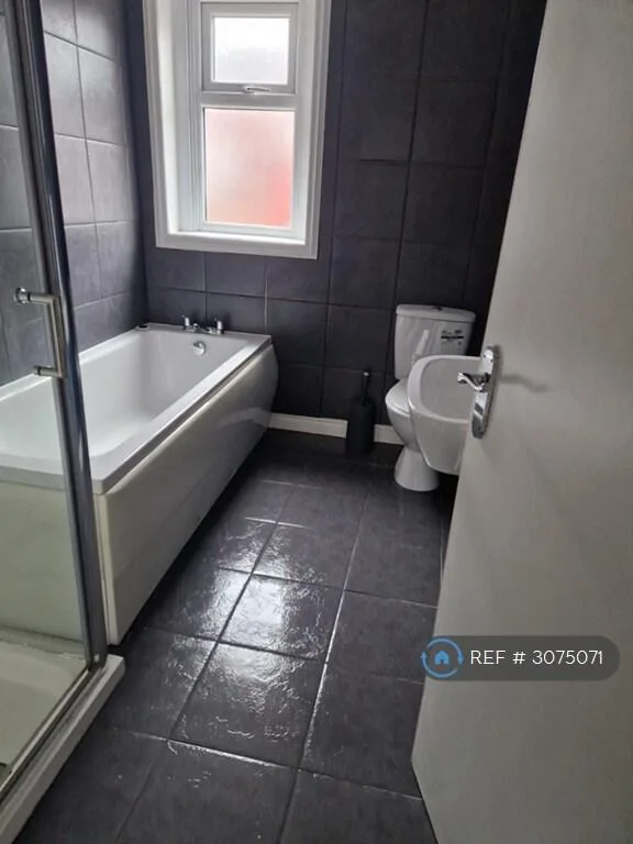 4 bedroom terraced house for rent
