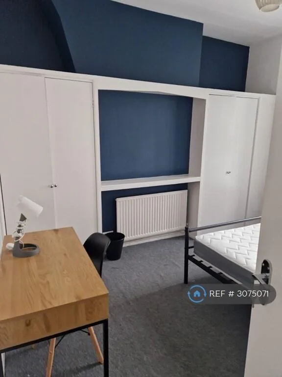 4 bedroom terraced house for rent