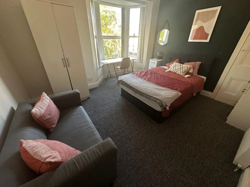 4 bedroom terraced house for rent