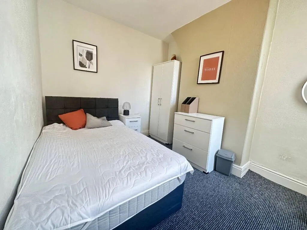 4 bedroom terraced house for rent