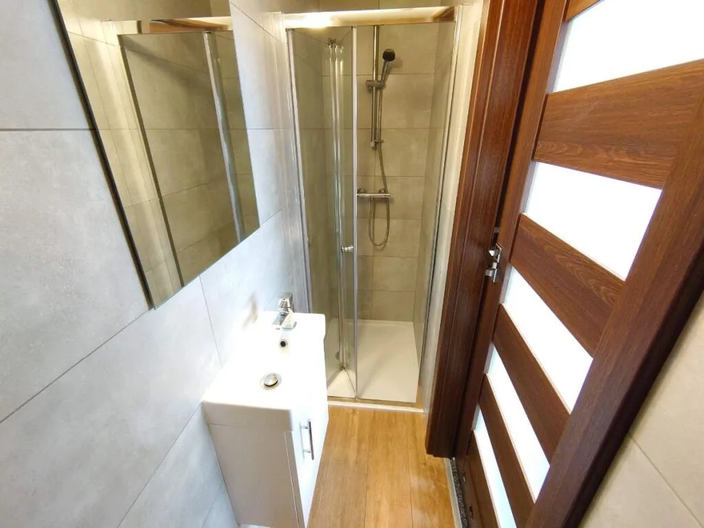 5 bedroom terraced house for rent
