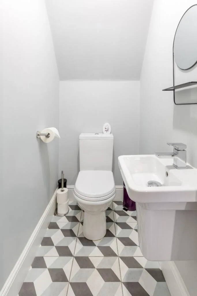 6 bedroom terraced house for rent