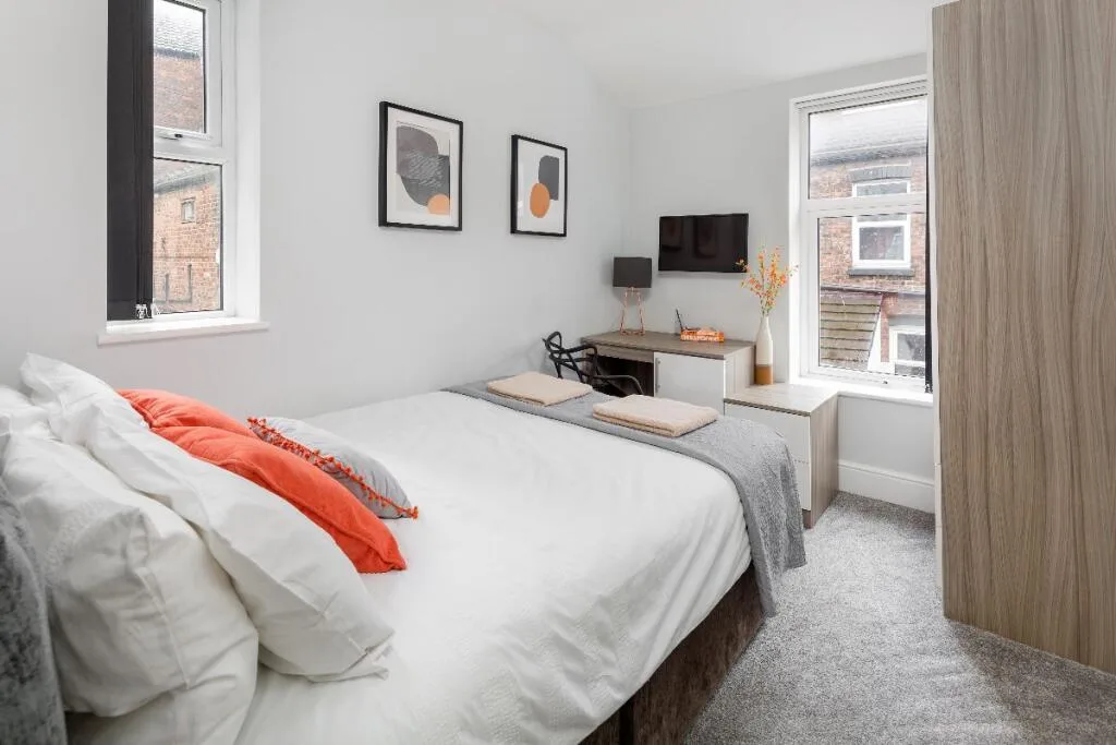 6 bedroom terraced house for rent