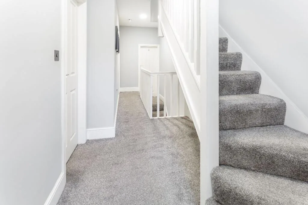 6 bedroom terraced house for rent