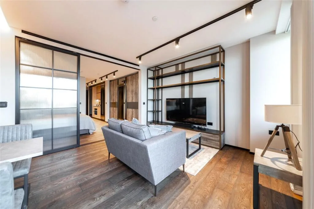 Studio flat for rent