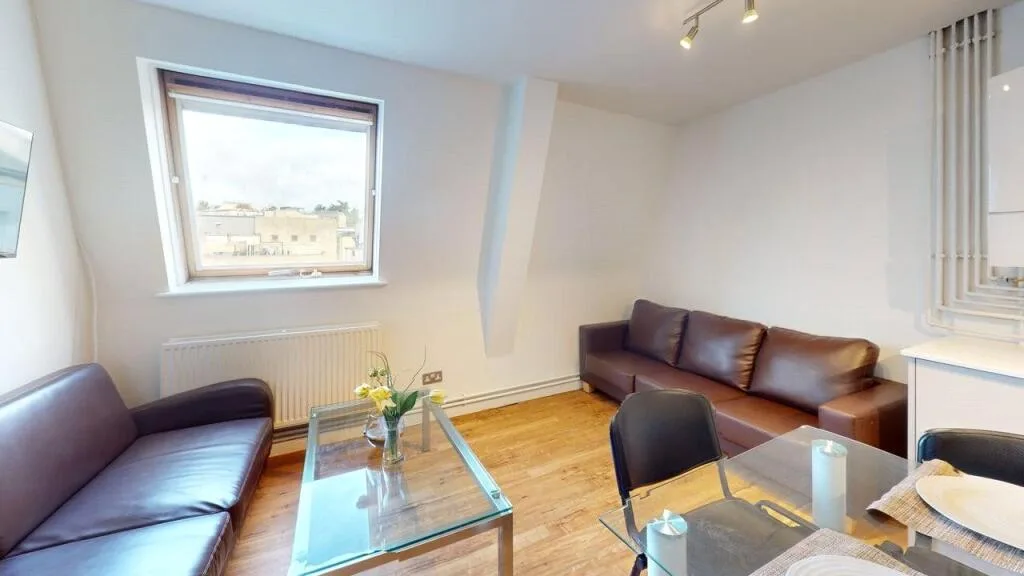 5 bedroom apartment for rent