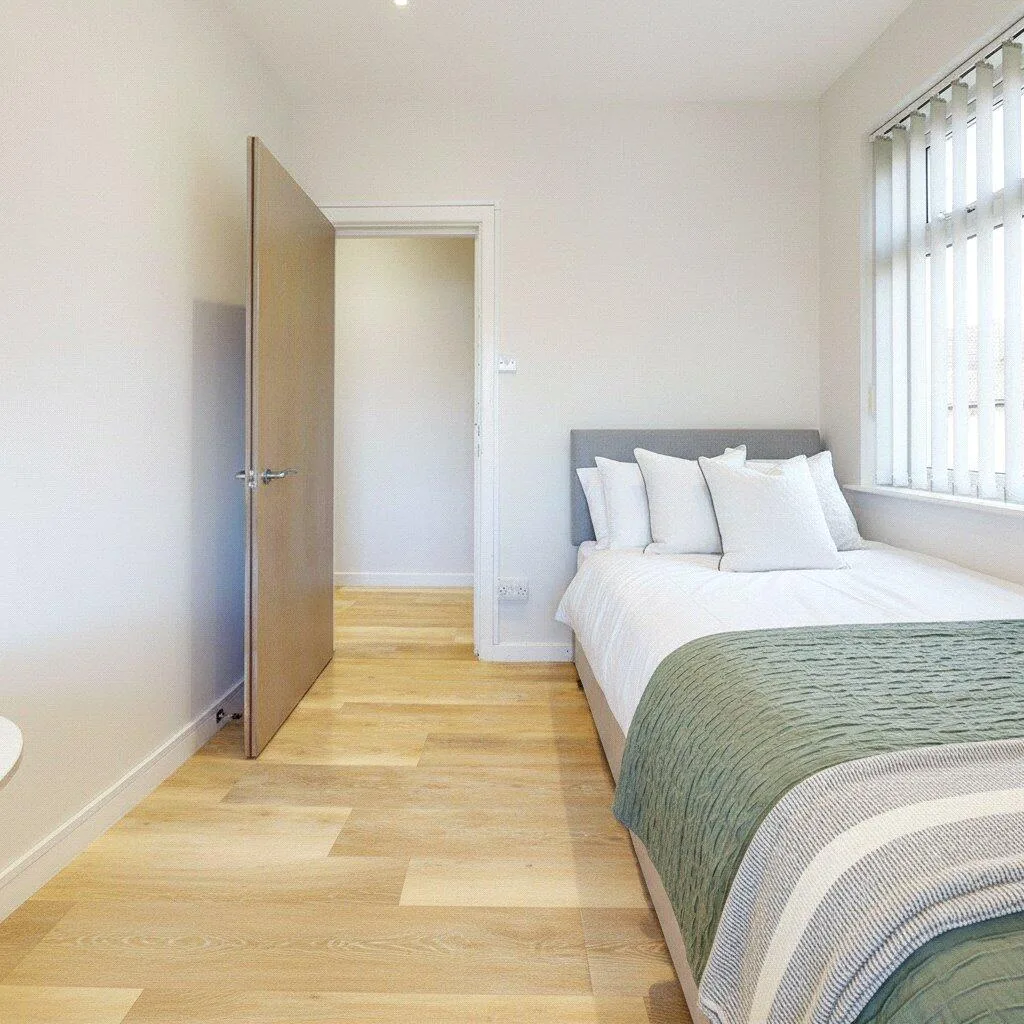 5 bedroom apartment for rent