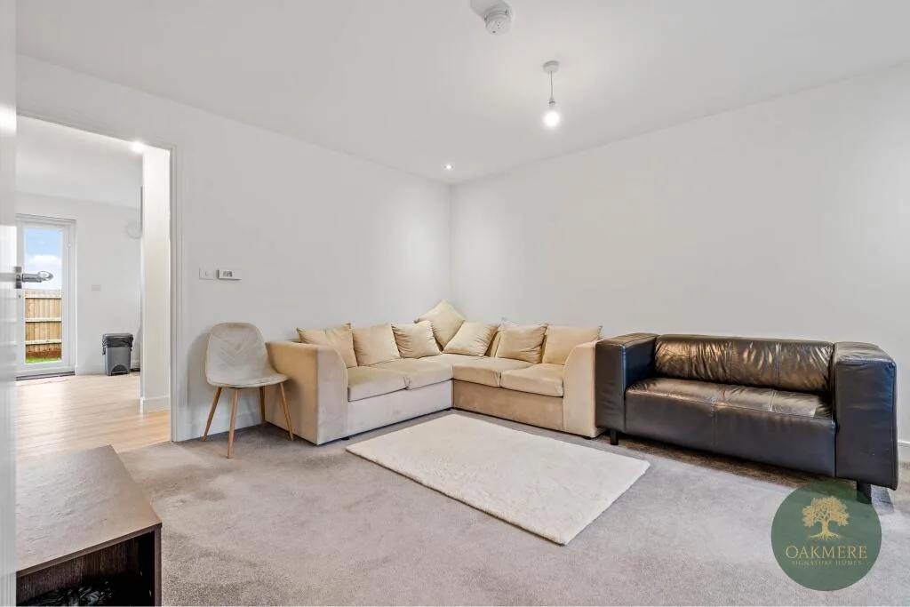 3 bedroom semi-detached house for rent