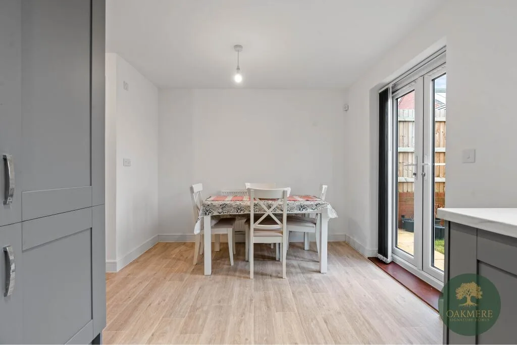 3 bedroom semi-detached house for rent
