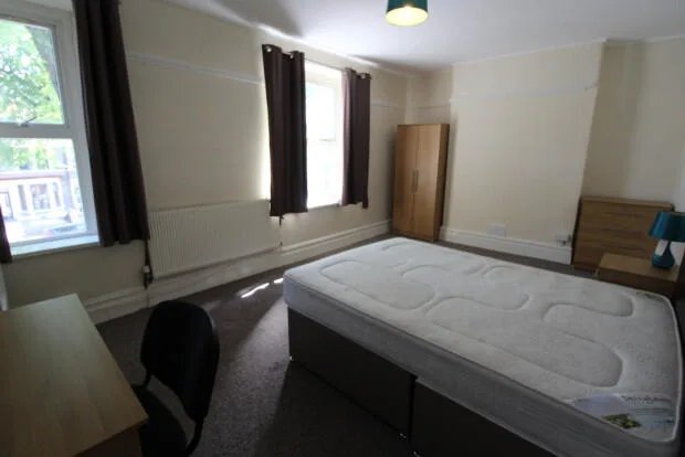 7 bedroom terraced house for rent
