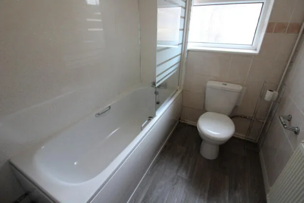 7 bedroom terraced house for rent