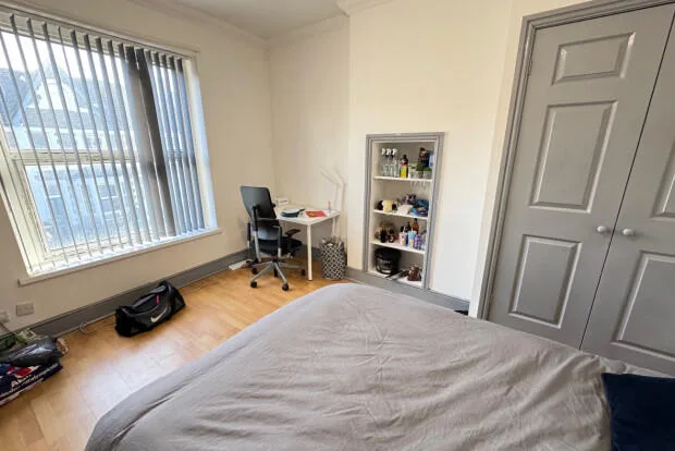 7 bedroom terraced house for rent