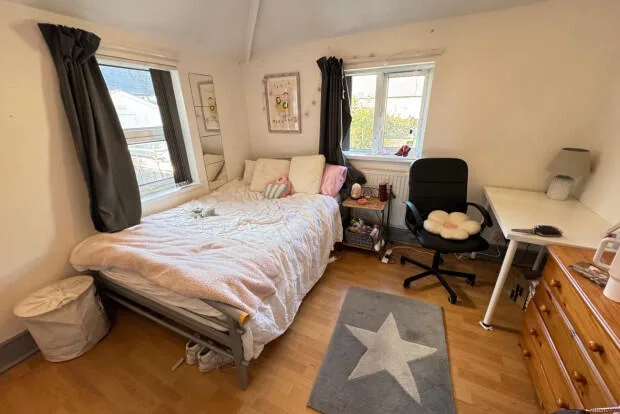 7 bedroom terraced house for rent