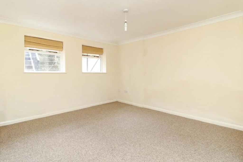 1 bedroom ground floor flat for rent