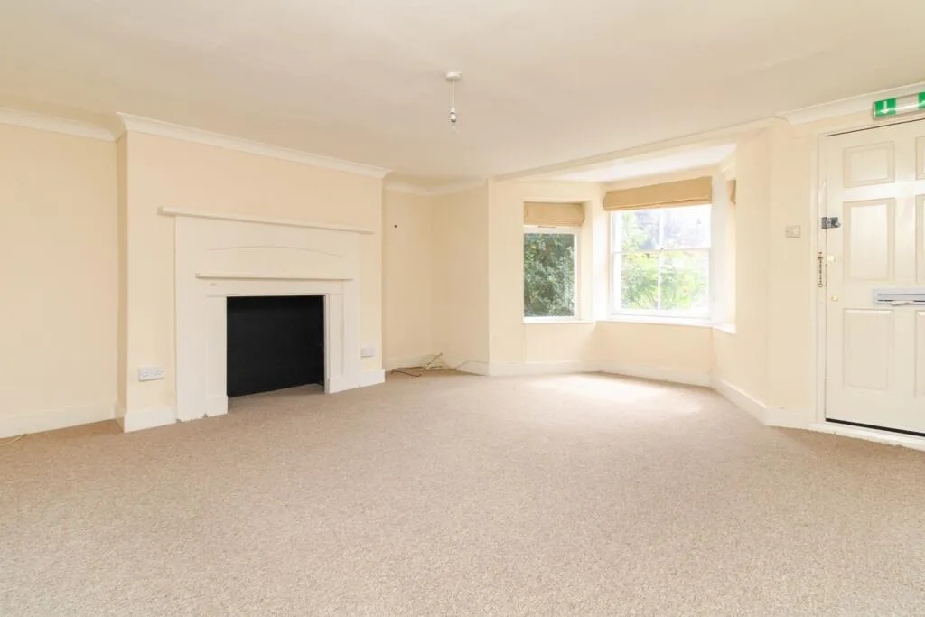 1 bedroom ground floor flat for rent