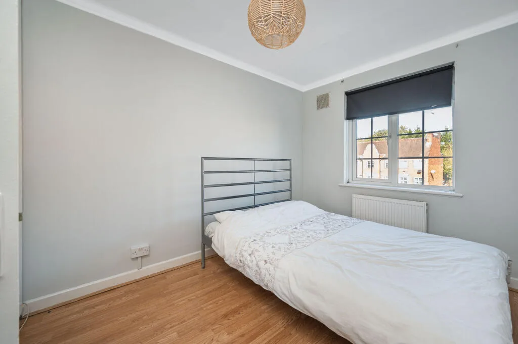 4 bedroom maisonette for rent
