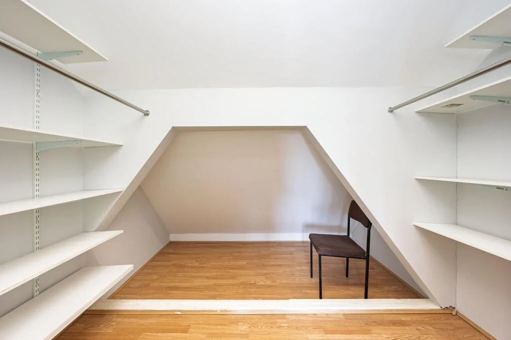 4 bedroom maisonette for rent