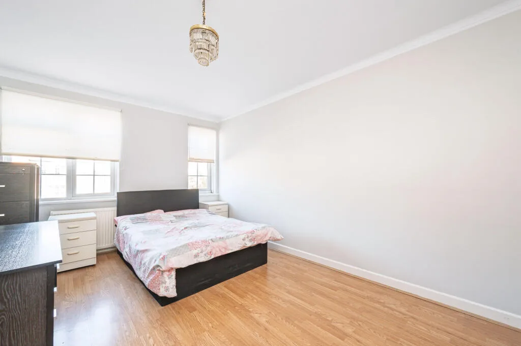 4 bedroom maisonette for rent