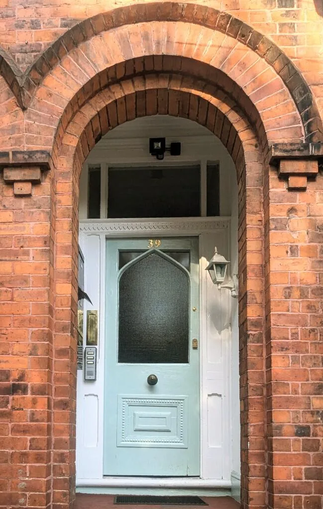 4 bedroom flat for rent