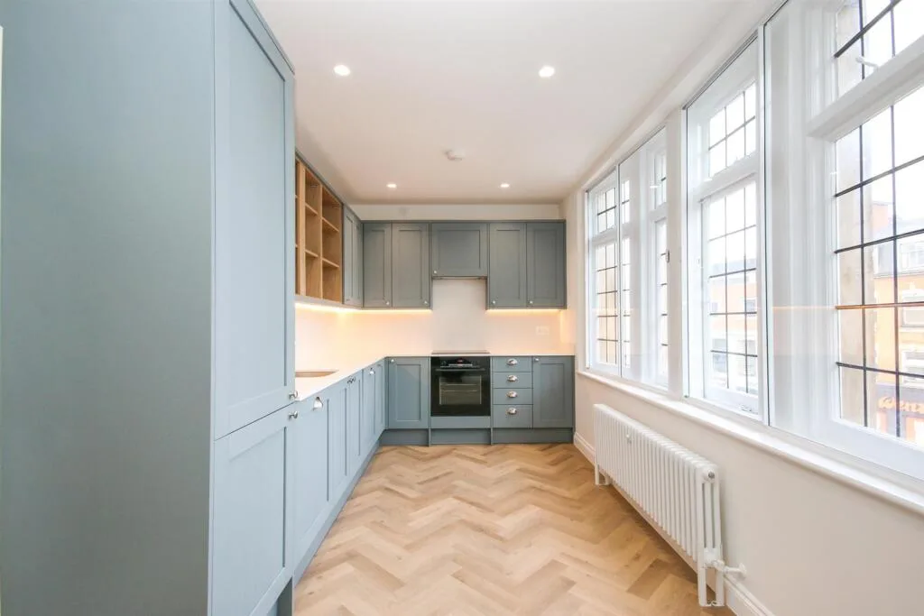 3 bedroom flat for rent