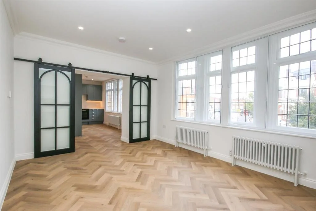 3 bedroom flat for rent