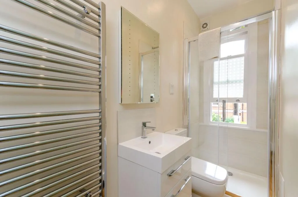 3 bedroom flat for rent