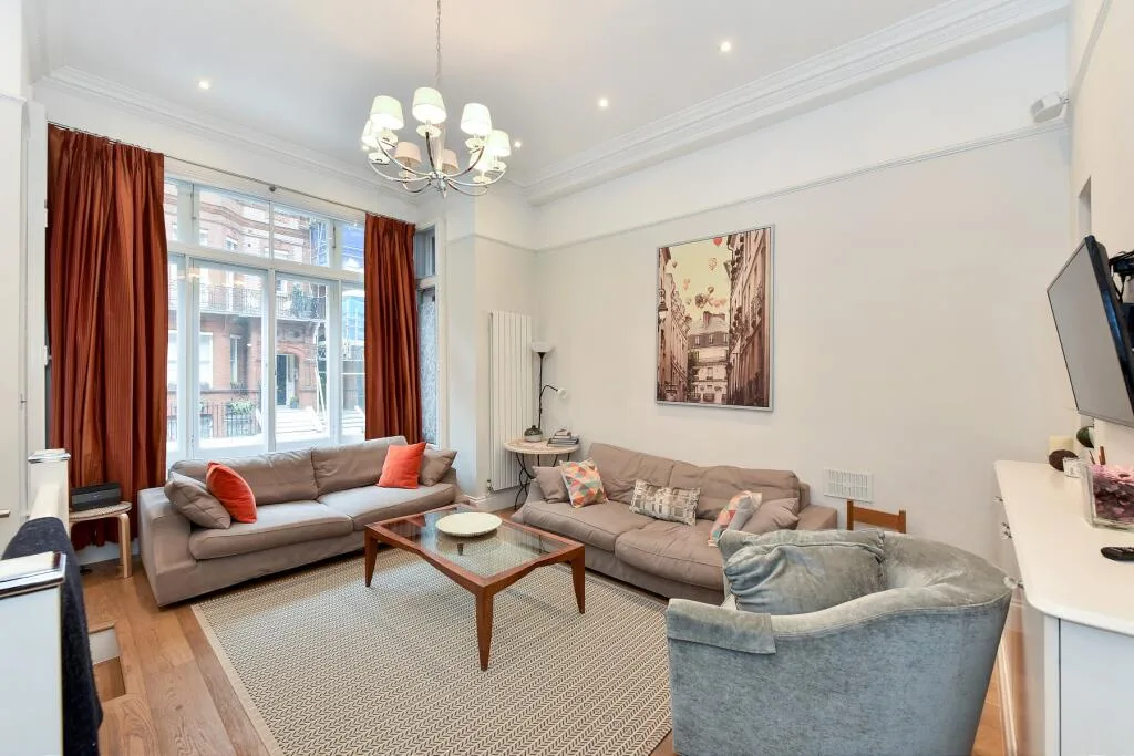 2 bedroom flat for rent