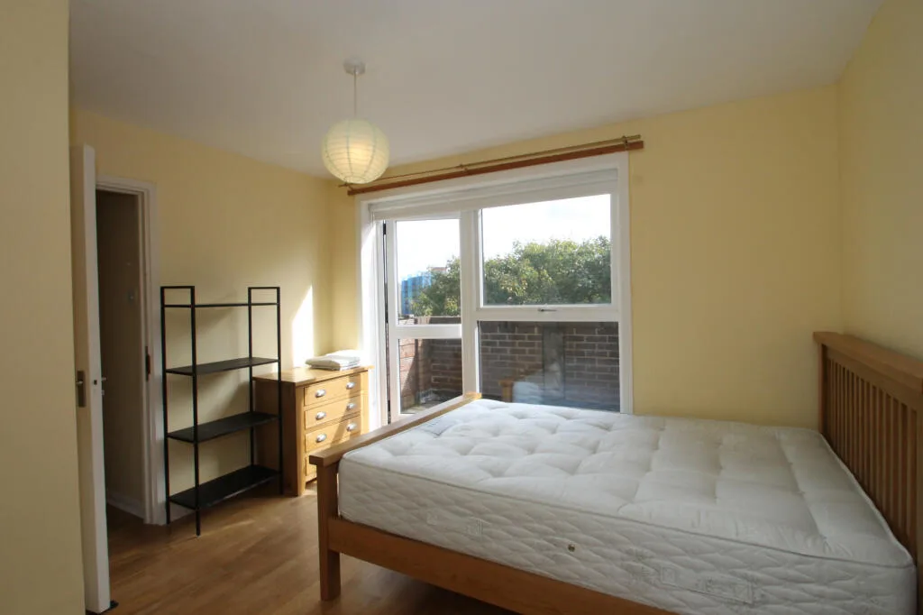 4 bedroom maisonette for rent