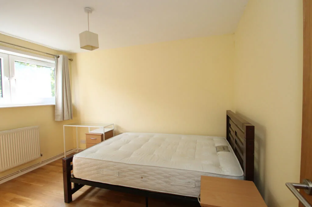 4 bedroom maisonette for rent