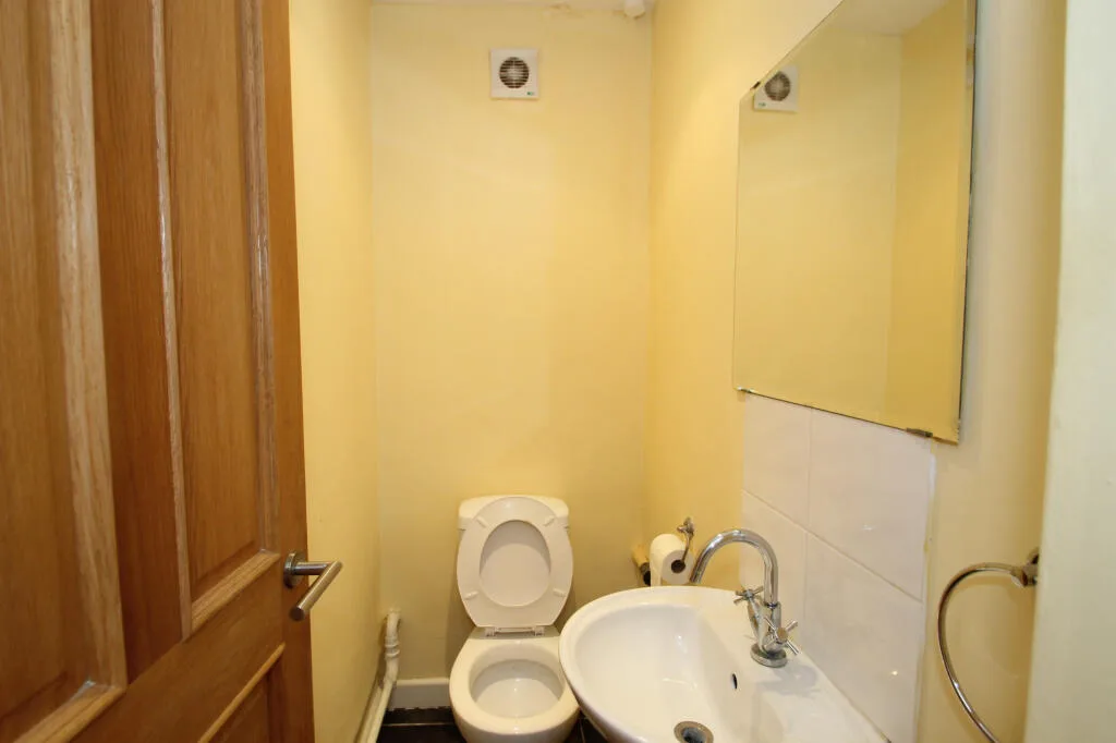 4 bedroom maisonette for rent