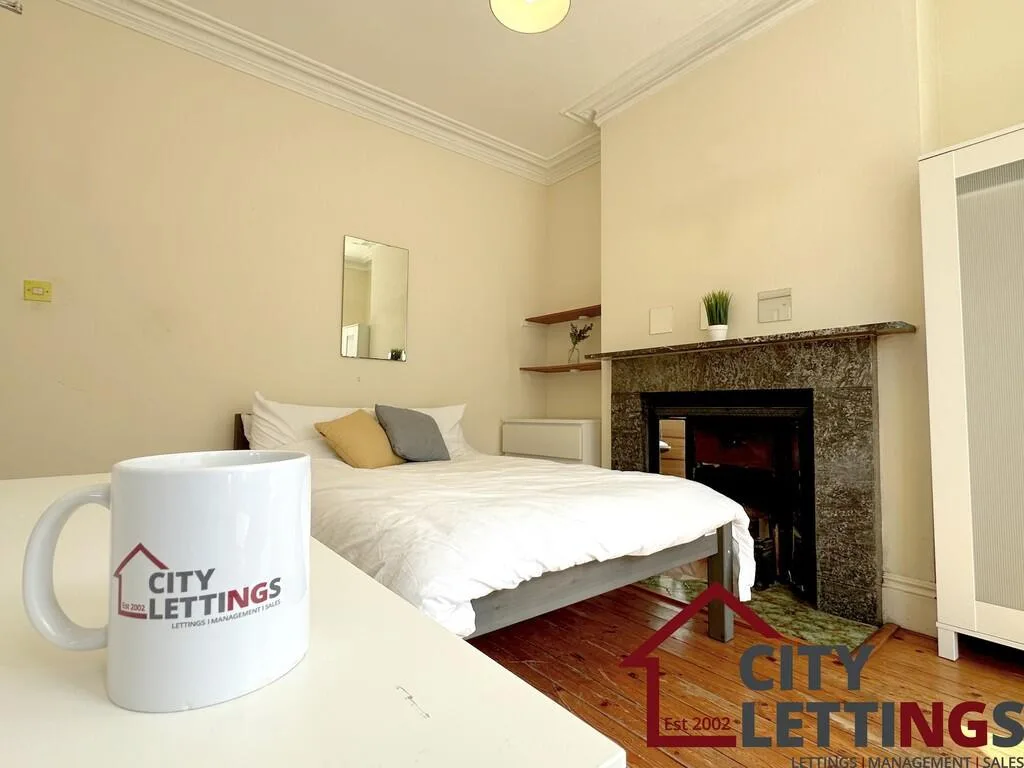 4 bedroom terraced house for rent
