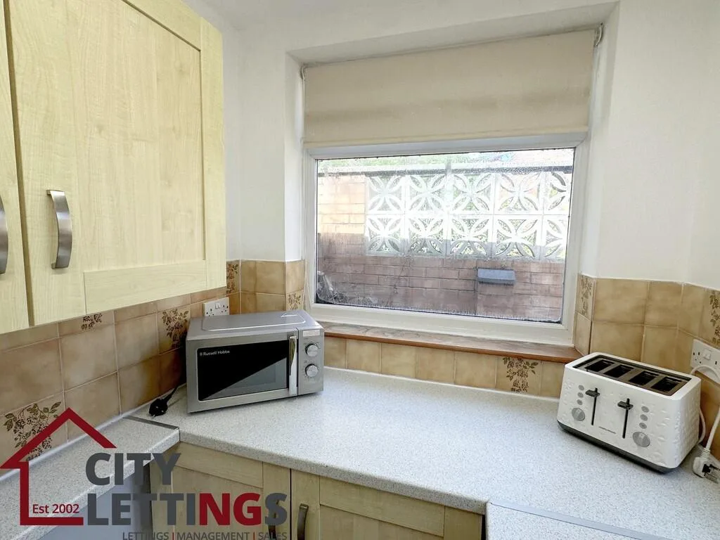 4 bedroom terraced house for rent