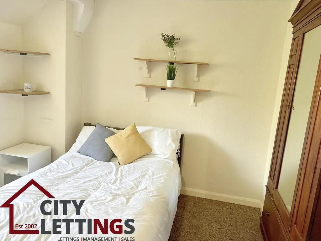 4 bedroom terraced house for rent