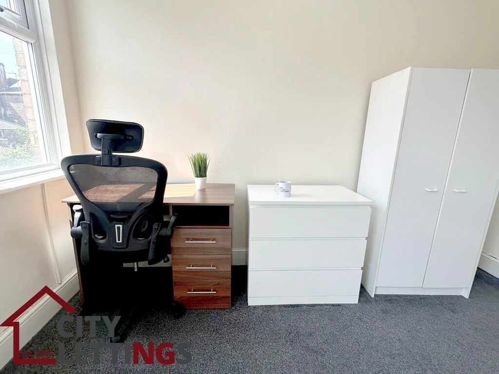 4 bedroom terraced house for rent