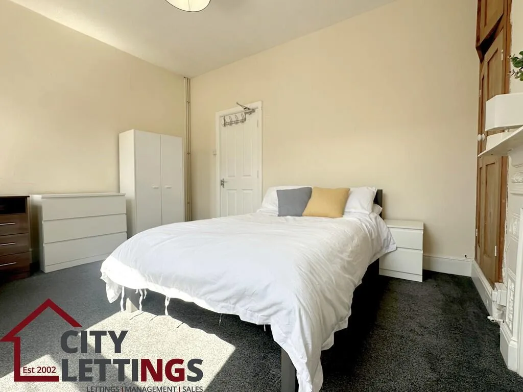 4 bedroom terraced house for rent