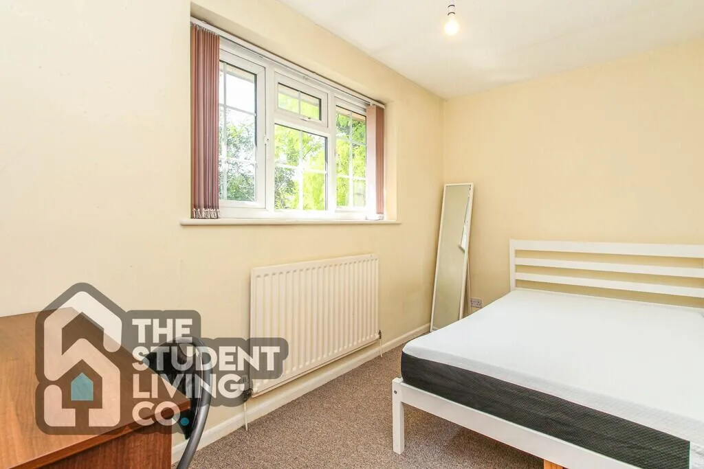 4 bedroom terraced house for rent