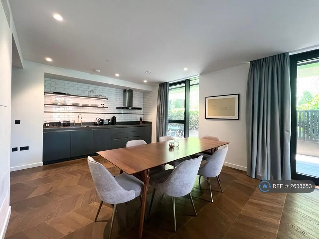 2 bedroom maisonette for rent
