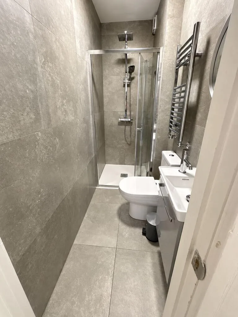 4 bedroom house of multiple occupation for rent