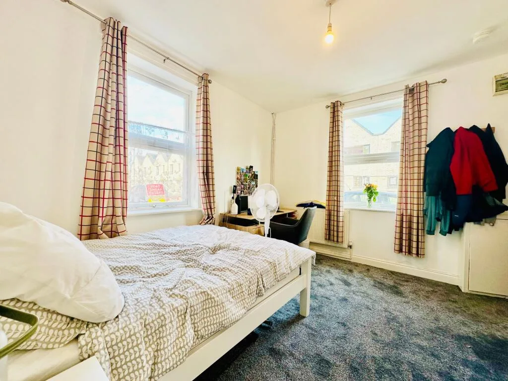 4 bedroom terraced house for rent