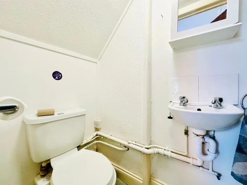 4 bedroom terraced house for rent