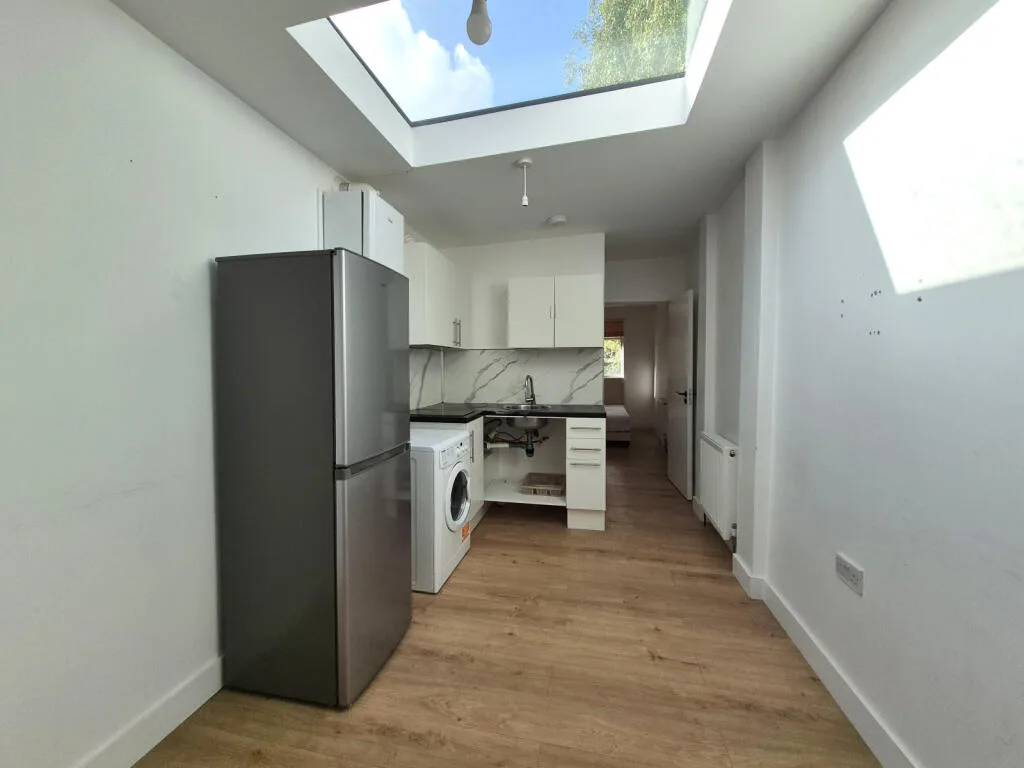Studio flat for rent