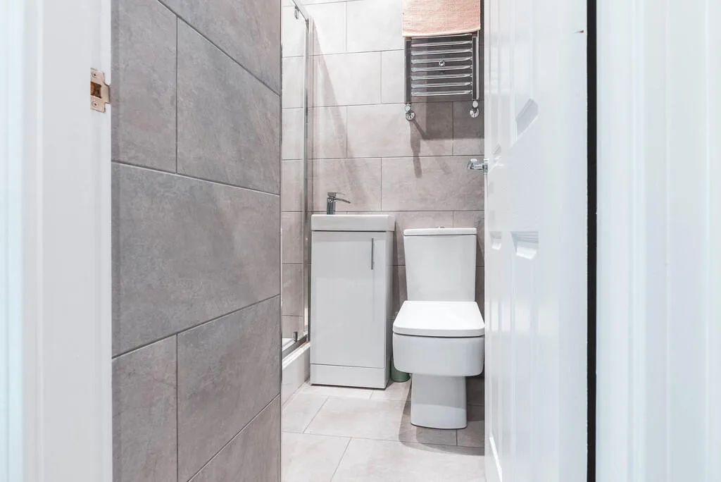 6 bedroom terraced house for rent