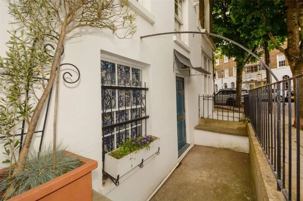 2 bedroom terraced house for rent