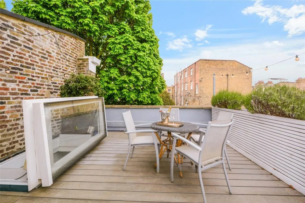 2 bedroom terraced house for rent