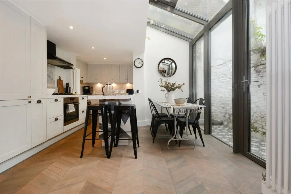2 bedroom terraced house for rent