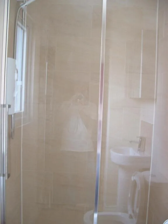 5 bedroom terraced house for rent