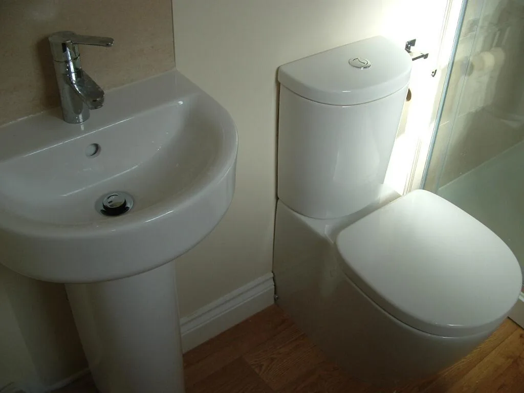 5 bedroom terraced house for rent