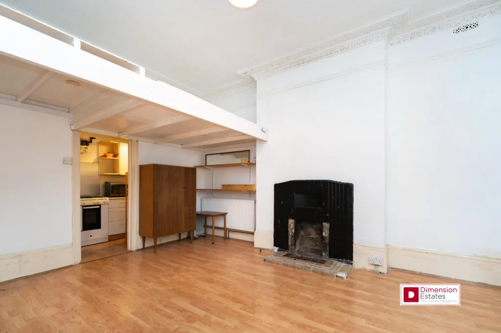 Studio flat for rent