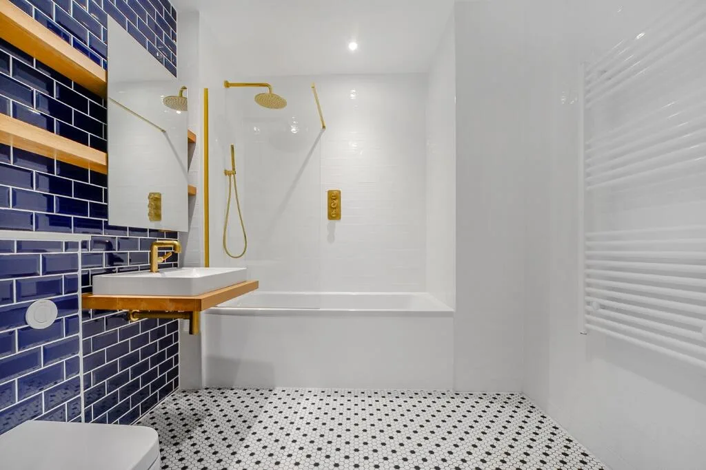 3 bedroom end of terrace house for rent