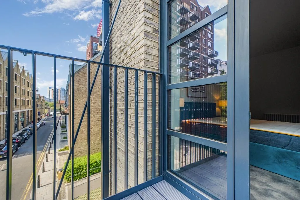 3 bedroom end of terrace house for rent